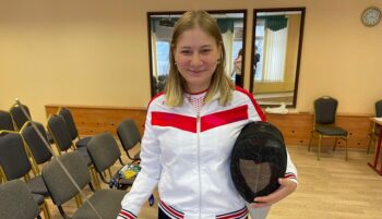 Чемпионка мира по фехтованию на колясках провела мастер-класс для школьников
