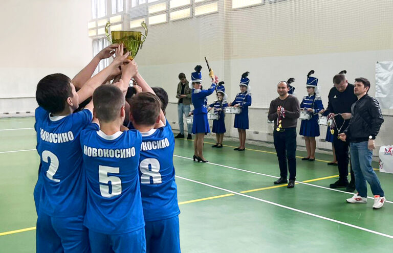 Необычный футбол: в Москве состоялся школьный турнир по микрофутзалу
