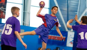 Школьная спортивная лига: в столице прошел турнир по гандболу
