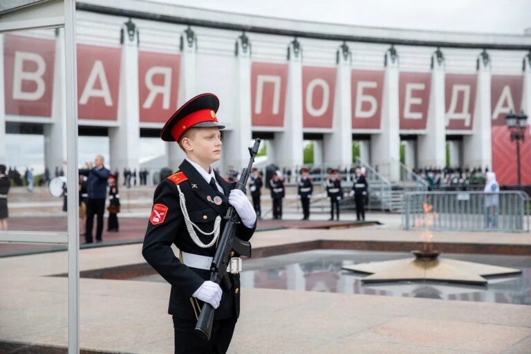 ГТО, музеи, киберспорт: московские кадеты завершили учебный год парадом