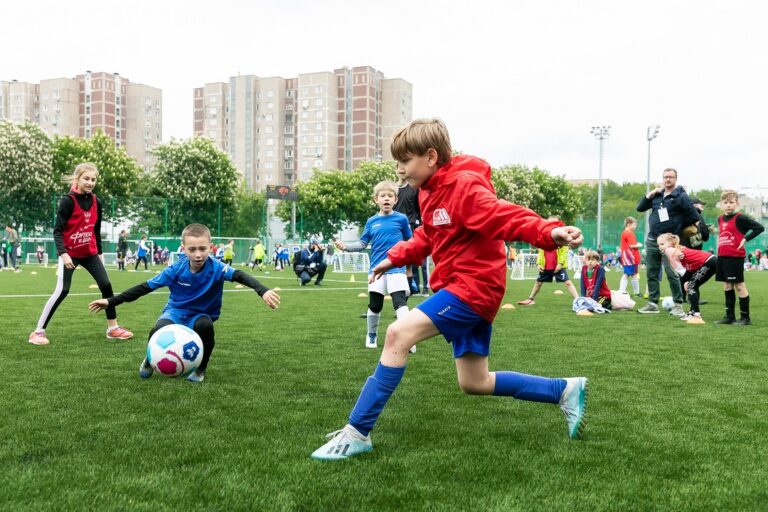 Более восьми тысяч жителей столицы приняли участие в Фестивале школьного спорта