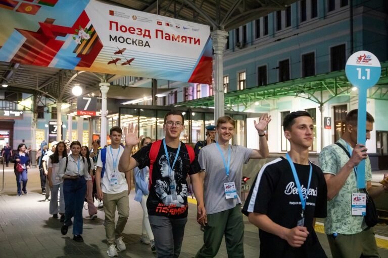 Школьники рассказали об участии в международном патриотическом проекте «Поезд Памяти»