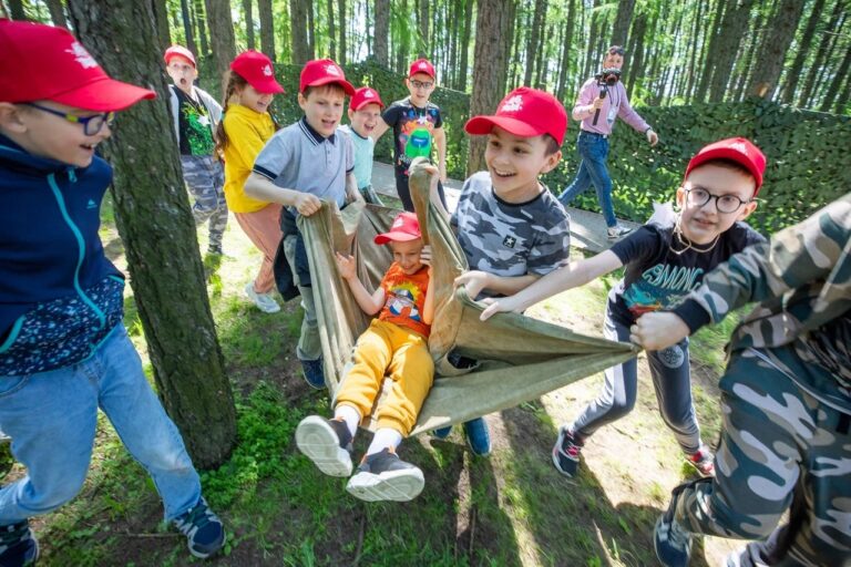 В Москве открылся летний клуб для детей и подростков «Лето Побед»